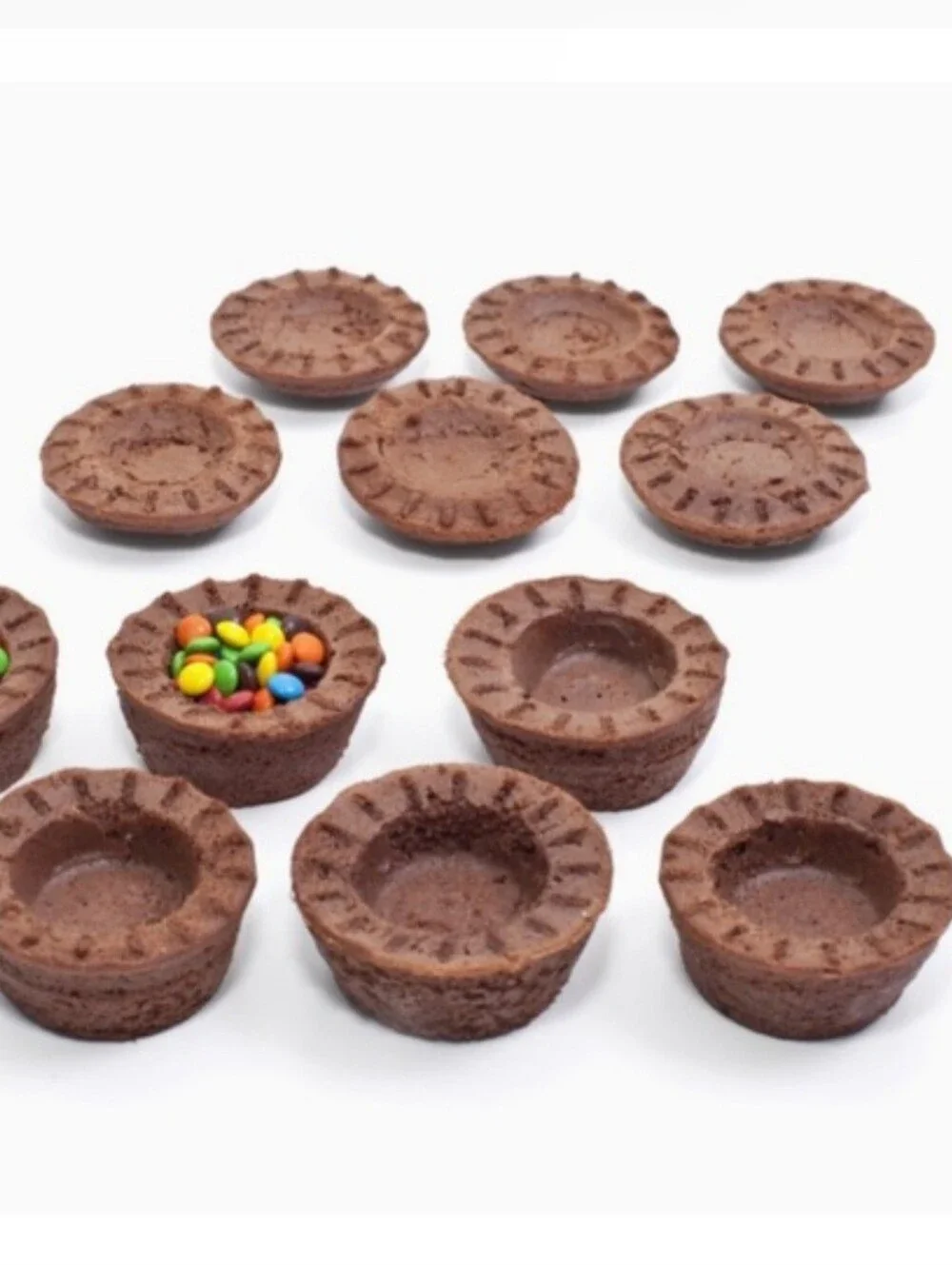 Mrs. Fields Bake N Stuff Cupcake Pan Bakes Hollow Cupcakes